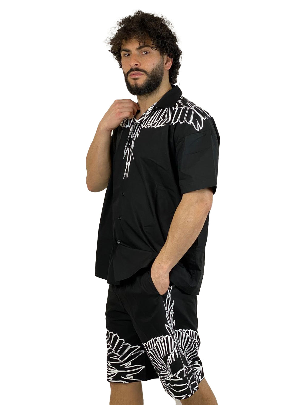 COUNTY OF MILAN BY MARCELO BURLON BERMUDA S6CMMABE012